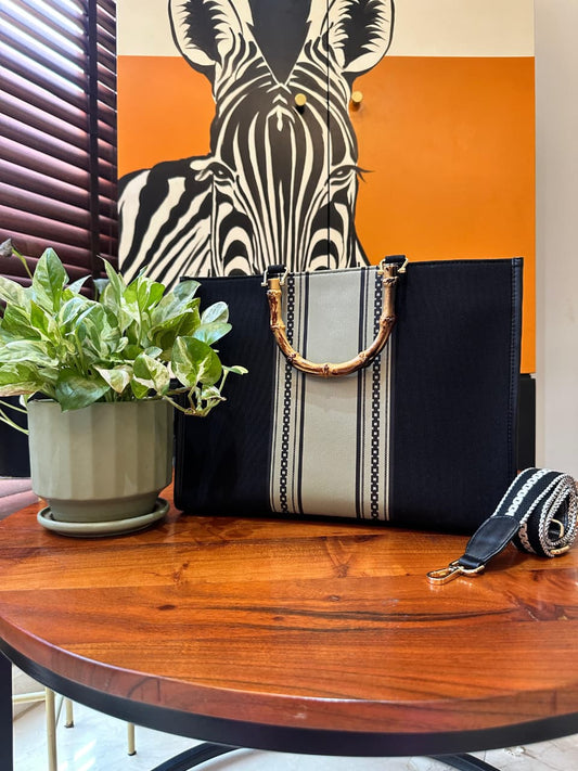 Black Sunshine Tote bag