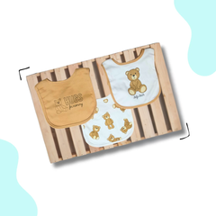 Baby Bear, hugs for mommy & bears