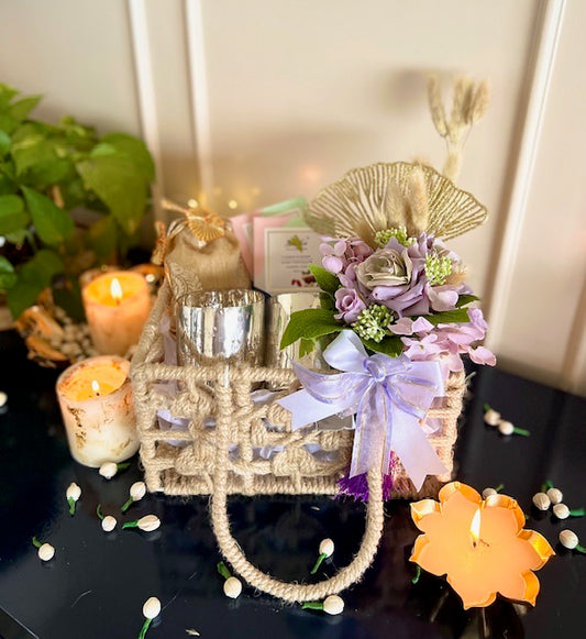 Hamper 4